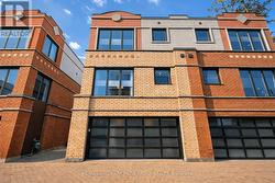 140 CONNEMARA PRIVATE  Ottawa, ON K2H 0A7