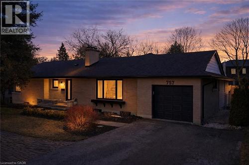 757 WESTMOUNT Road W  Kitchener, ON N2M 1S3