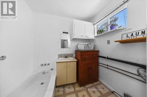 2691 Priscilla Street, Ottawa, ON - Indoor