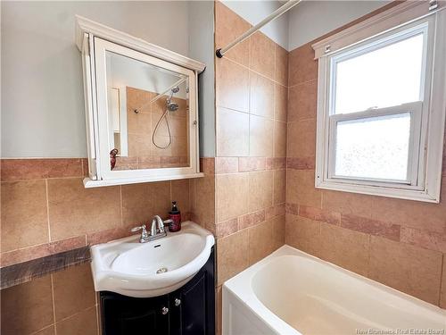 121 Salter Ave, Moncton, NB 