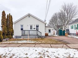 121 Salter AVE Moncton, NB E1C 7R6