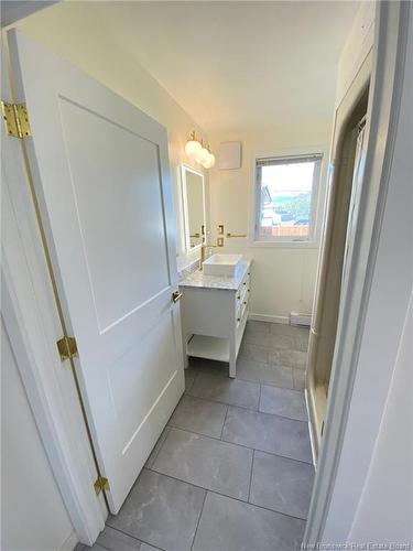 74 Ashley Cres, Moncton, NB 