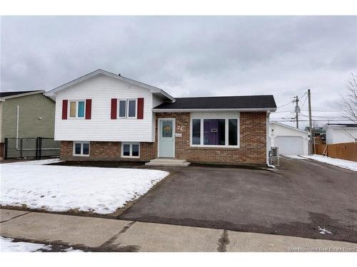 74 Ashley Cres, Moncton, NB 