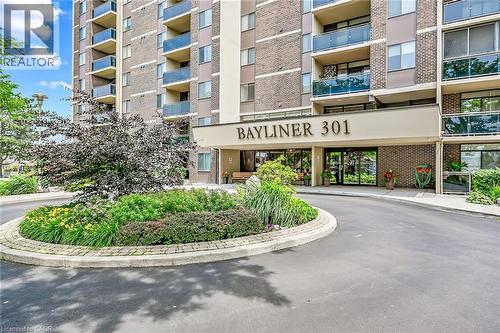 301 FRANCES Avenue Unit# 907  Hamilton, ON L8E 3W6