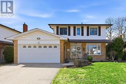 478 FEATHERSTONE COURT  Burlington, ON L7L 5K1