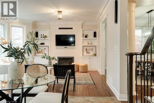 111 Glazebrook Crescent, Cambridge, ON - Indoor Photo Showing Dining Room