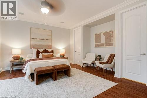 111 Glazebrook Crescent, Cambridge, ON - Indoor Photo Showing Bedroom