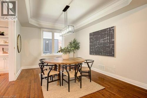 111 Glazebrook Crescent, Cambridge, ON - Indoor Photo Showing Dining Room
