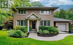 153 ELLIOTT STREET  Brampton, ON L6Y 1W7