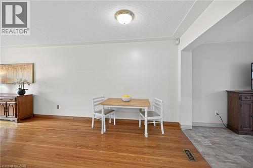 19 Burfield Avenue, Hamilton, ON - Indoor Photo Showing Dining Room