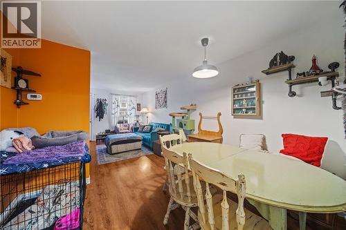 22 Agnes Street, Hamilton, ON - Indoor