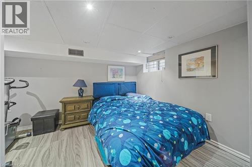 22 Agnes Street, Hamilton, ON - Indoor Photo Showing Bedroom
