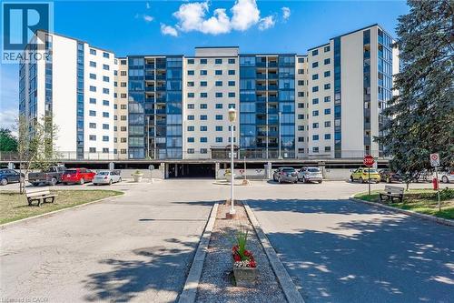 19 WOODLAWN Road E Unit# 703  Guelph, ON N1H 7B1