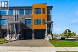 15B BINGHAM Road  Hamilton, ON L8H 0B5