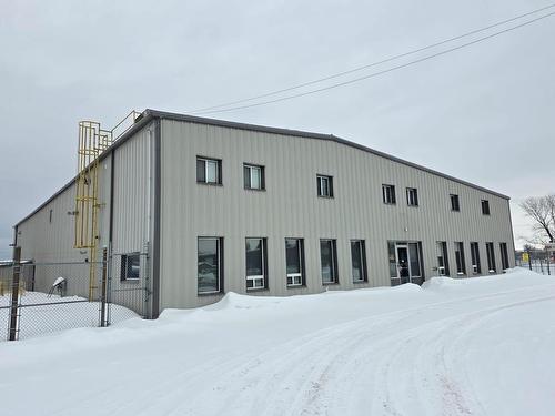 905 Commerce Street S, Thunder Bay, ON 