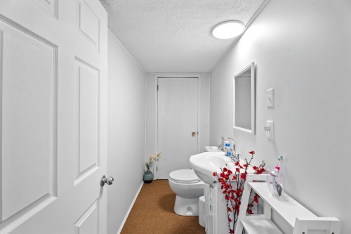 Salle d'eau - 3402 Ch. Des Lacs, Mont-Blanc, QC - Indoor Photo Showing Bathroom