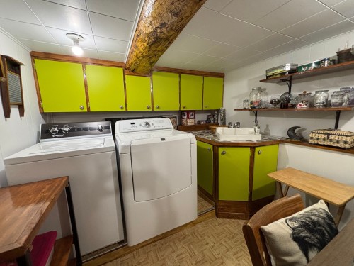 Salle de lavage - 351 Ch. Taché E., Saint-Marcel, QC - Indoor Photo Showing Laundry Room