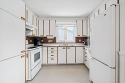 Kitchen - 