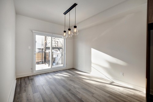 Salon - 3198C Rue Roger, Sainte-Marthe-Sur-Le-Lac, QC - Indoor Photo Showing Other Room