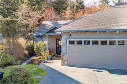 102-2120 Harrow Gate Langford, BC V9B 6R4