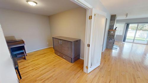 26-2375 1St Street, Cranbrook, BC - Indoor Photo Showing Other Room