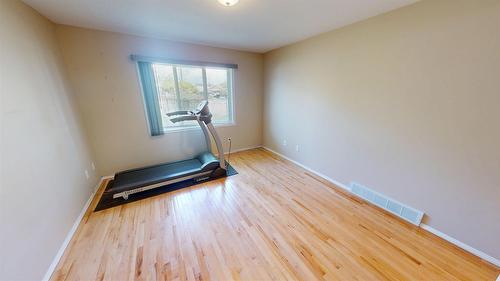 26-2375 1St Street, Cranbrook, BC - Indoor Photo Showing Other Room