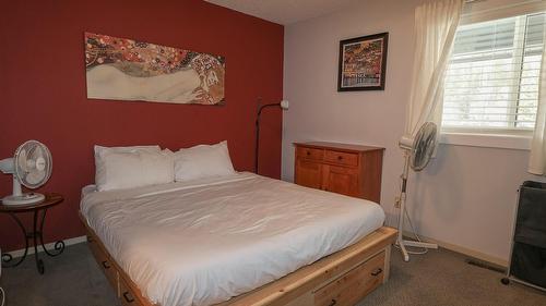 829-880 Northstar Drive, Kimberley, BC - Indoor Photo Showing Bedroom