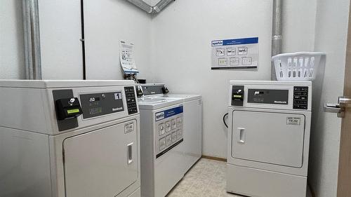 829-880 Northstar Drive, Kimberley, BC - Indoor Photo Showing Laundry Room