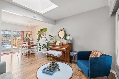 1034 Dugas St, Winnipeg, MB 