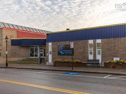 275 Main Street  Yarmouth, NS B5A 1E3