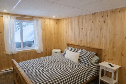 Bedroom - 21 Ch. De La Baie-Simon, Low, QC - Indoor Photo Showing Bedroom