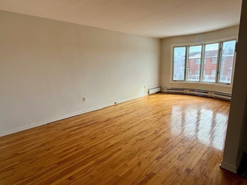 Living Room - 792 Ch. Du Sablon, Laval (Chomedey), QC - Indoor Photo Showing Other Room