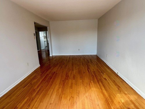 Living Room - 792 Ch. Du Sablon, Laval (Chomedey), QC - Indoor Photo Showing Other Room