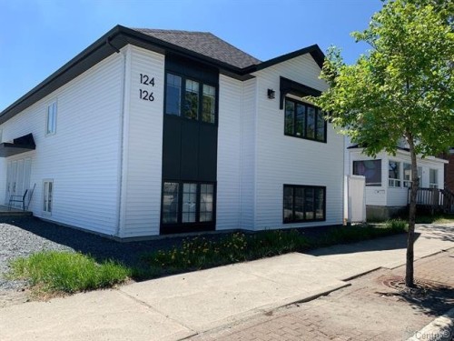 Façade - 124  - 126 Av. Carter, Rouyn-Noranda, QC - Outdoor