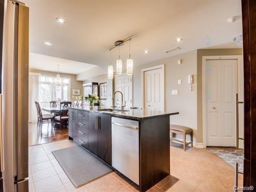 Cuisine - 3-141 Rue D'Augusta, Gatineau (Aylmer), QC - Indoor Photo Showing Kitchen With Upgraded Kitchen