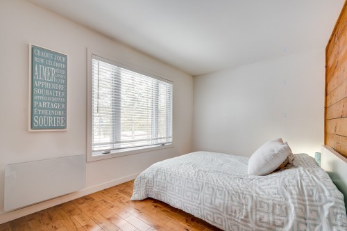Chambre à coucher - 535 Place Alary, Saint-Sauveur, QC - Indoor Photo Showing Bedroom