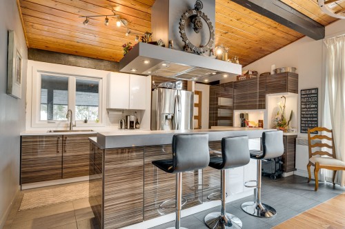 Cuisine - 535 Place Alary, Saint-Sauveur, QC - Indoor Photo Showing Kitchen With Upgraded Kitchen