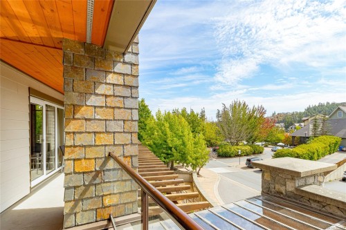 210 A-1376 Lynburne Pl, Langford, BC - Outdoor With Exterior