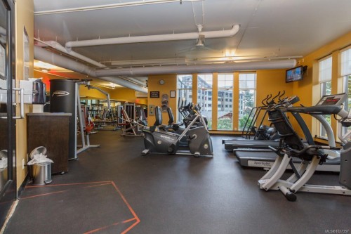 210 A-1376 Lynburne Pl, Langford, BC - Indoor Photo Showing Gym Room