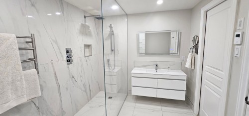 Salle de bains - 1004-320 Ch. De La Rive-Boisée, Montréal (Pierrefonds-Roxboro), QC - Indoor Photo Showing Bathroom