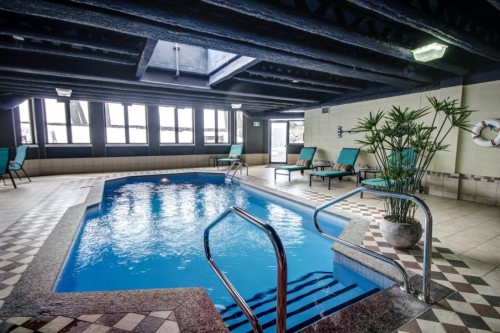 Pool - 1004-320 Ch. De La Rive-Boisée, Montréal (Pierrefonds-Roxboro), QC - Indoor Photo Showing Other Room With In Ground Pool