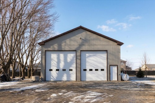 Garage - 225 Rue Ste-Catherine, Saint-Polycarpe, QC - Outdoor