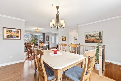 Vue d'ensemble - 225 Rue Ste-Catherine, Saint-Polycarpe, QC - Indoor Photo Showing Dining Room