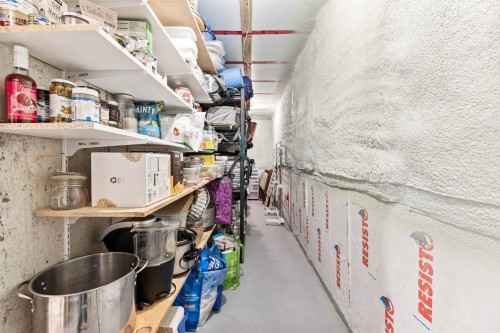Cave/Chambre froide - 225 Rue Ste-Catherine, Saint-Polycarpe, QC - Indoor With Storage