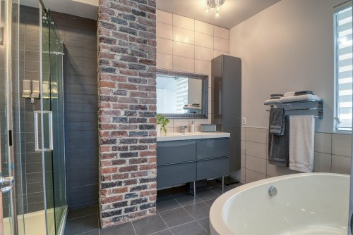 Salle de bains - 4-5 3E Avenue, Montréal (Verdun/Île-Des-Soeurs), QC - Indoor Photo Showing Bathroom