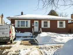 2146 Begin Street E Thunder Bay, ON P7E 5L6