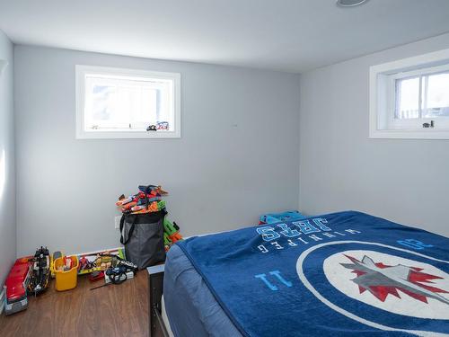 2146 Begin Street E, Thunder Bay, ON 