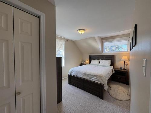 523 First Street E, Fort Frances, ON - Indoor Photo Showing Bedroom
