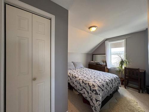 523 First Street E, Fort Frances, ON - Indoor Photo Showing Bedroom
