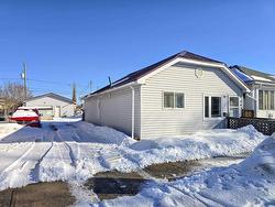 483 MARY Street E Thunder Bay, ON P7E 4K2